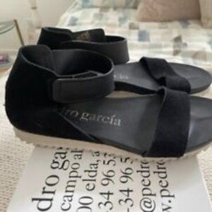Pedro Garcia "JENILE" Black Leather Sandals Size 38 EU/8.5 US EUC $495
